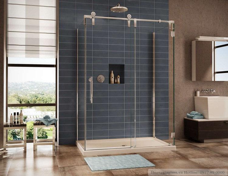 Cửa kính lùa ray inox phi 25 Cửa kính lùa ray inox phi 25 ngăn cách nhà vệ sinh với bên ngoài