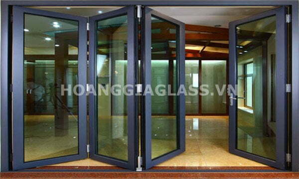Cửa nhôm kính màu xanh đậm